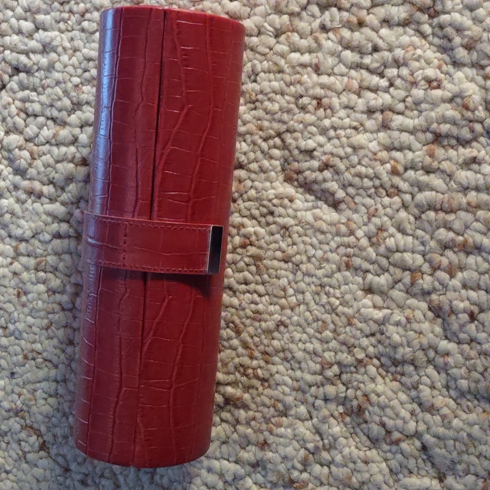 Heritage beautiful red leather jewelry case
